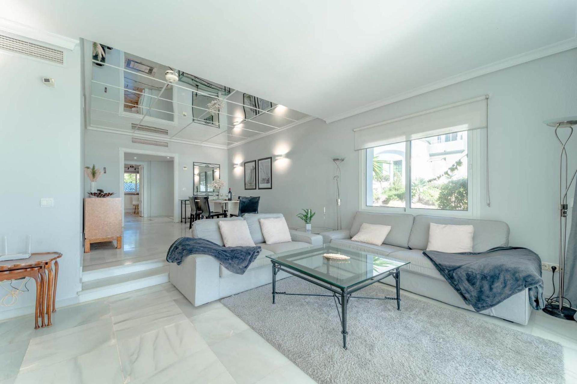 Apartment Vip Dominion *
